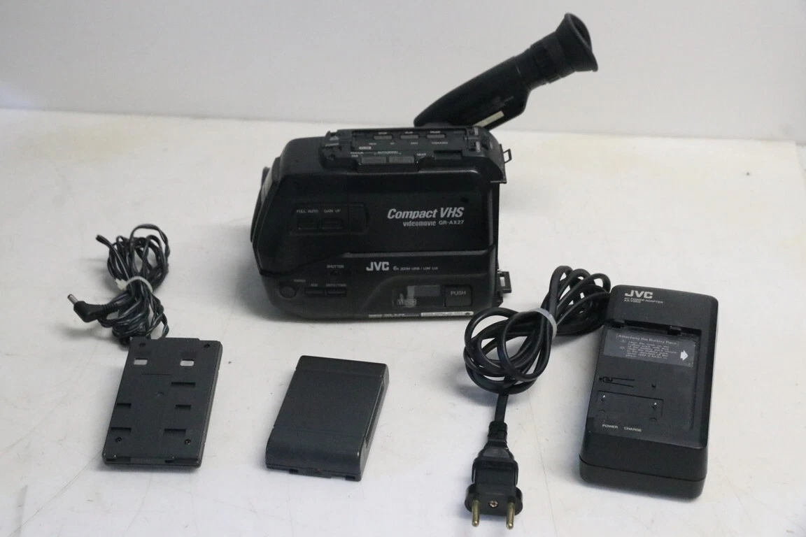 Caméscope JVC GR-AXM670S VHS-C – Pour Pièces / En L'état – Problème Cassette