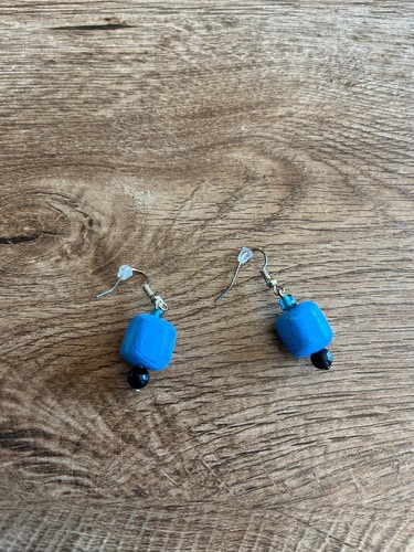 BOUCLE D'OREILLE FANTAISIE clip signé GIVENCY doré bijou Paris