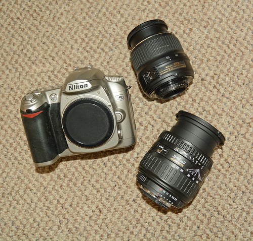 Nikon D50 with 18 55mm Lens and Sigma 28 135mm - spares repairs