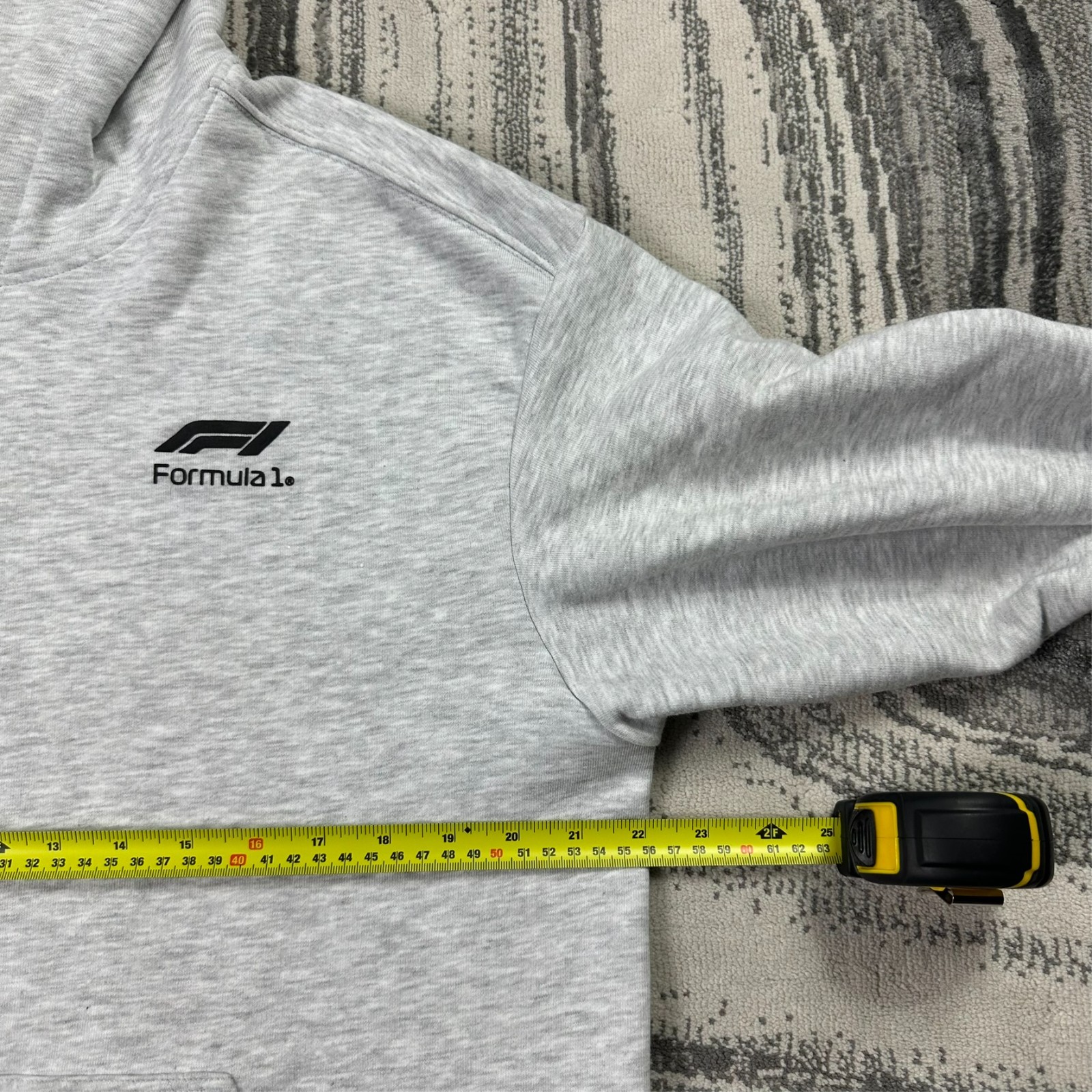 VTG Formula 1 F1 Grey Circuit Track Back Graphic Grey Sz Medium Pullover Hoodie image 5