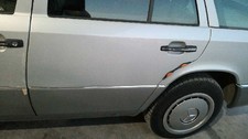 Porte arrière et accessoires Mercedes 230