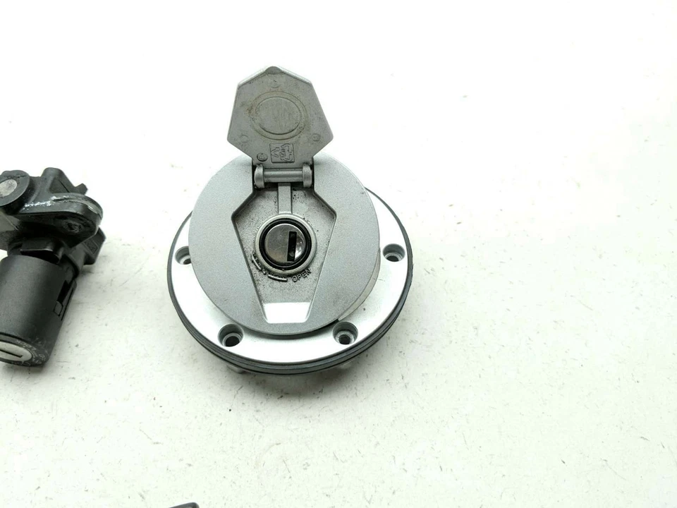 21-23 BMW G310GS Lock Set Ignition Switch Cap And Key - Image 3 of 4