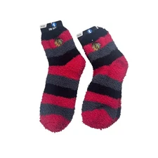 2 Pairs For Bare Feet Chicago Blackhawks Rainbow Stripe Cozy Fuzzy Socks NHL NEW