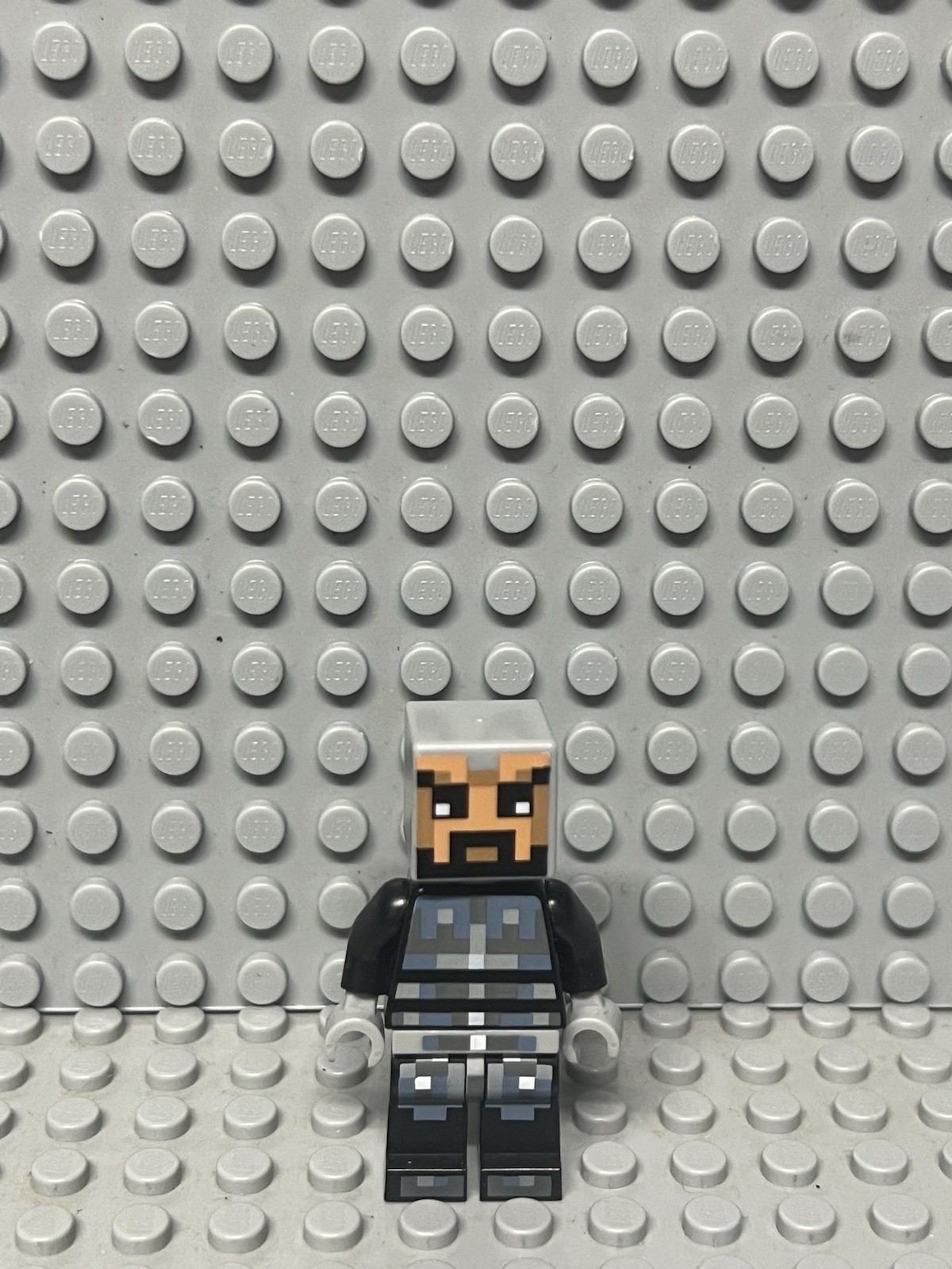 LEGO Minecraft Skin 5 Minifigure Steve with Diamond Sword