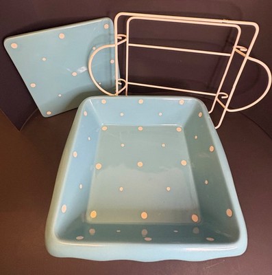 TEMP-TATIONS Polka Dot 2qt Casserole Dish, Trivet and Metal Wire Caddy 3 pieces