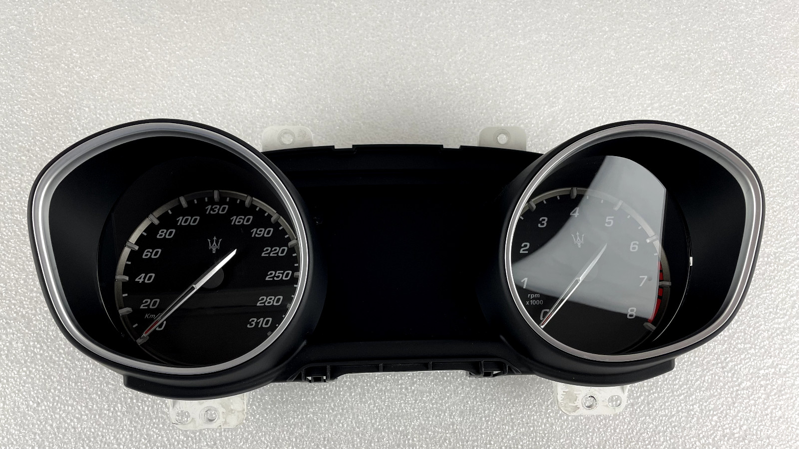 2017 Maserati Levante Speedometer Instrument Cluster 503018860309 OEM km/h