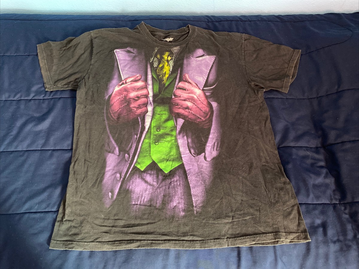 DC Comics THE JOKER Suit T-Shirt The Dark Knight Size XXL ☄️