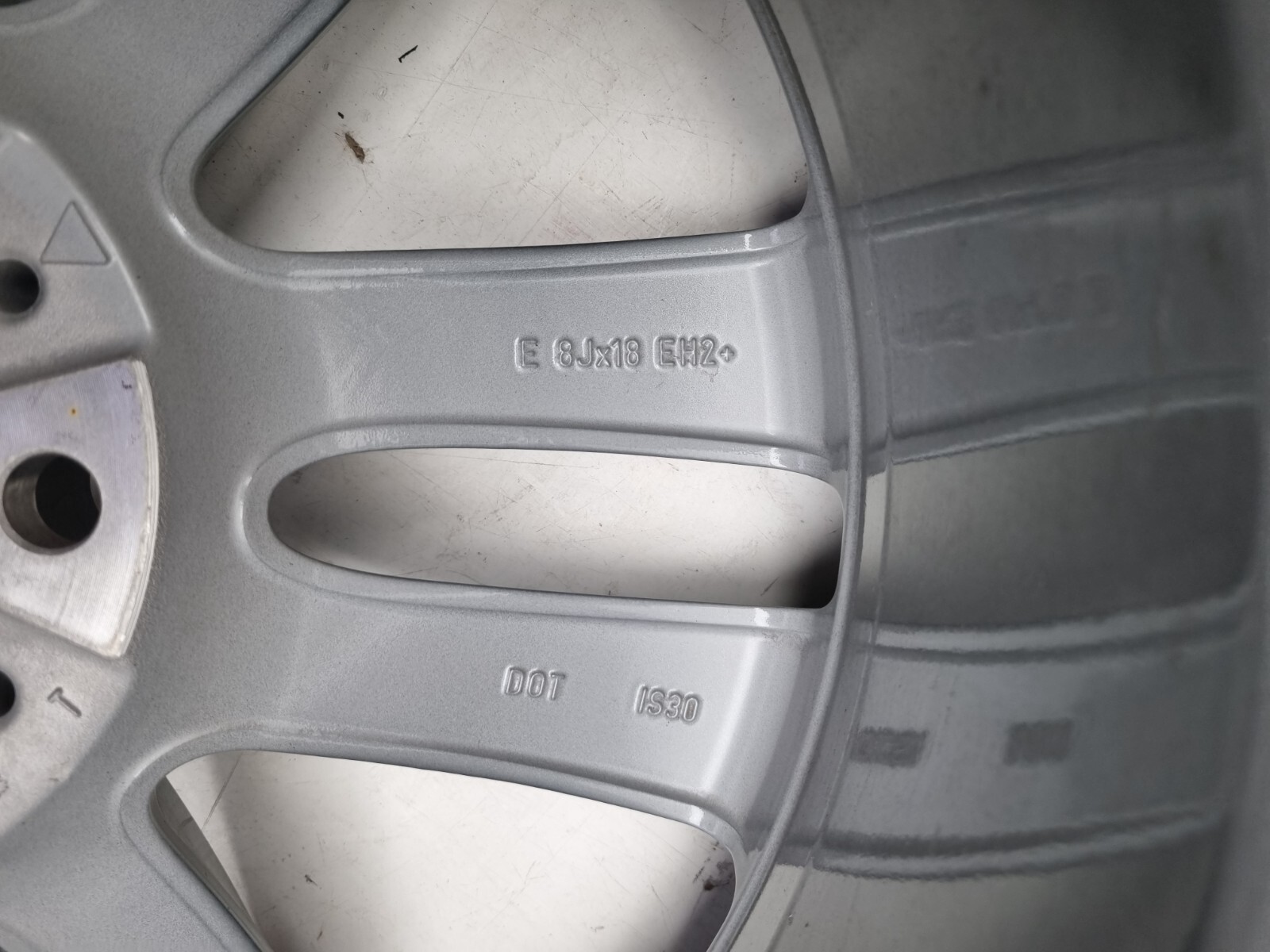 BMW X1 E84 AluRad AluFelge 18 Zoll ET 30 8Jx18H2 6850293 F462P | eBay 