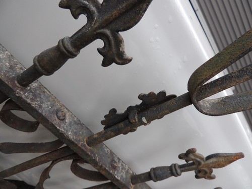 Antique Vintage Cincinnati Iron Fence Co., Gate 43 1/2" Wide by 43 1/2" High - Picture 16 of 18