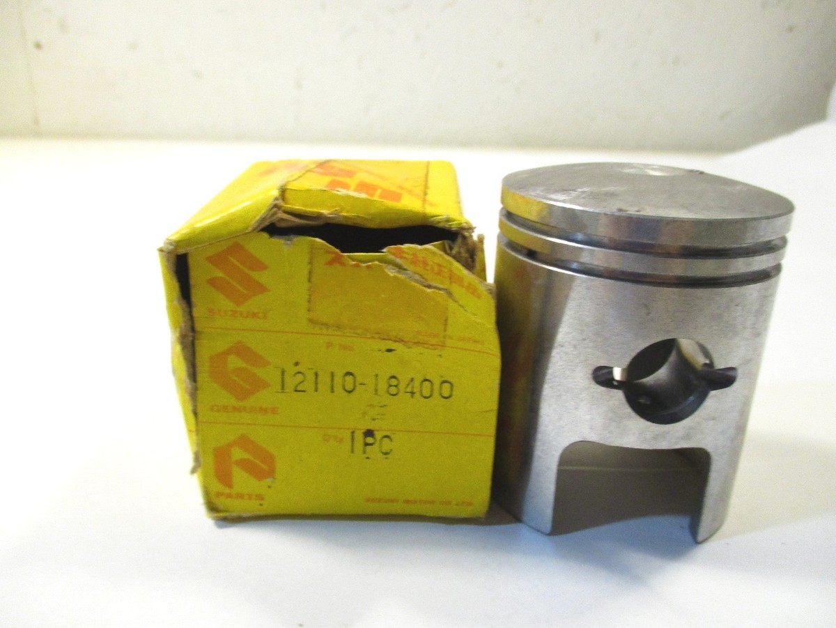 専用2セット SUZUKI T250 GT250 NEW OEM STANDARD STD PISTON GT T 250 12110-18402