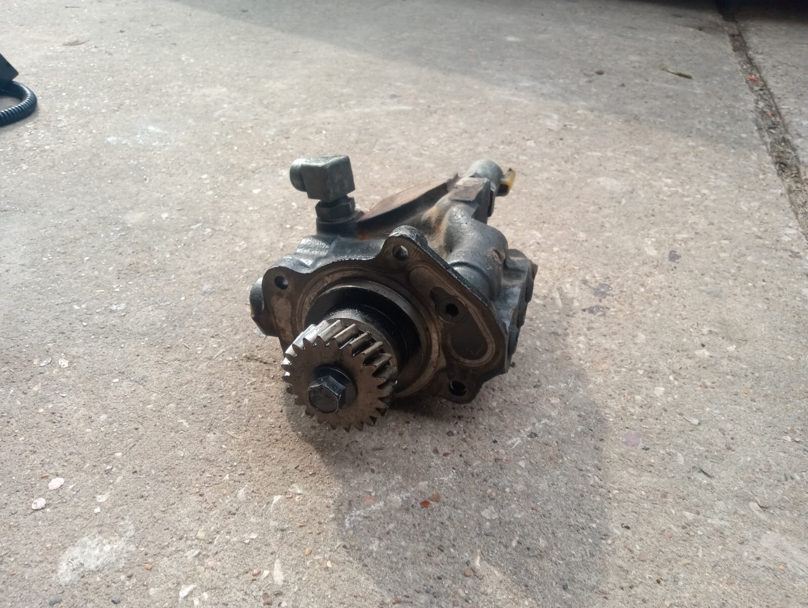 International MaxxForce High Pressure Oil Pump HPOP DT466E (3032832C91