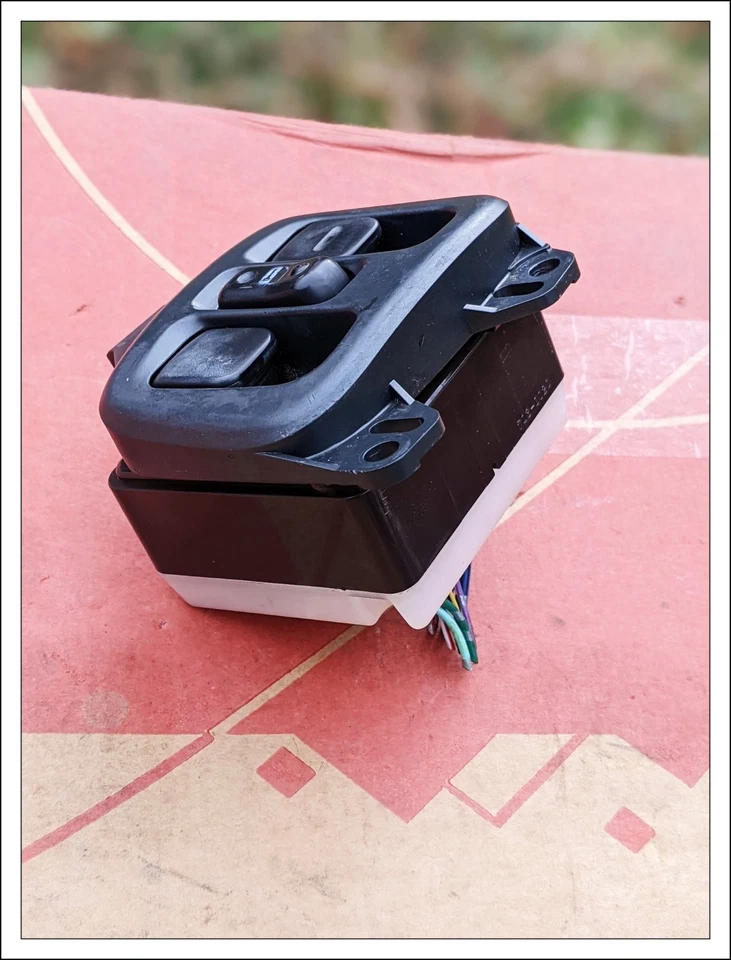 ✅ 2000-2005 Toyota Celica главный переключатель управления центральной консоли 84802-20400 OEM - Изображение 3 из 4