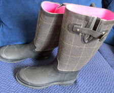 T. Hilfiger Women Canaan Black Pink Tall Rubber Rain Boots Sz 8M Plaid Check NEW