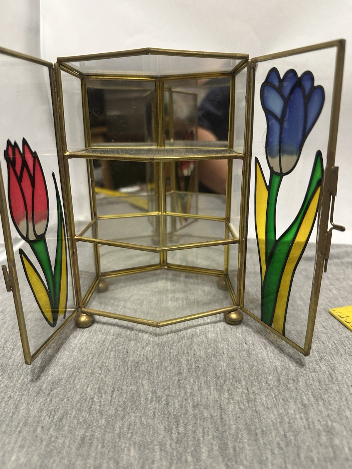 Picture 1 of 20