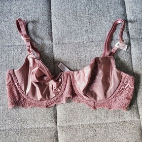 Victoria's Secret Dream Angels Wicked Unlined Smooth Shimmer Balconette Bra 32C