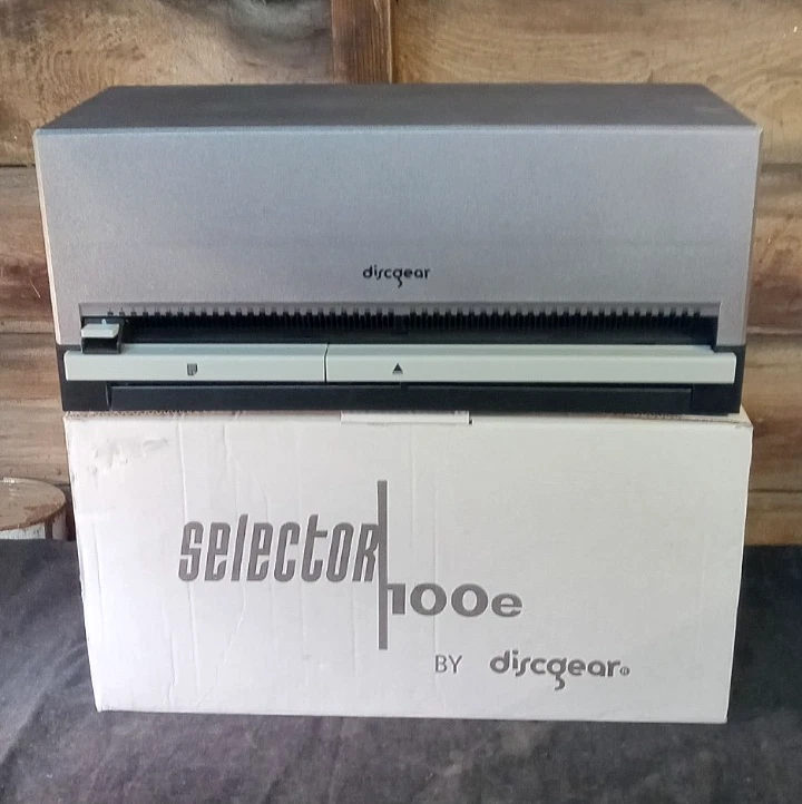 Discgear Selector 100e Auto CD DVD Sistema de Recuperación Blu-Ray Almacenamiento Gris Foto 2 de 4