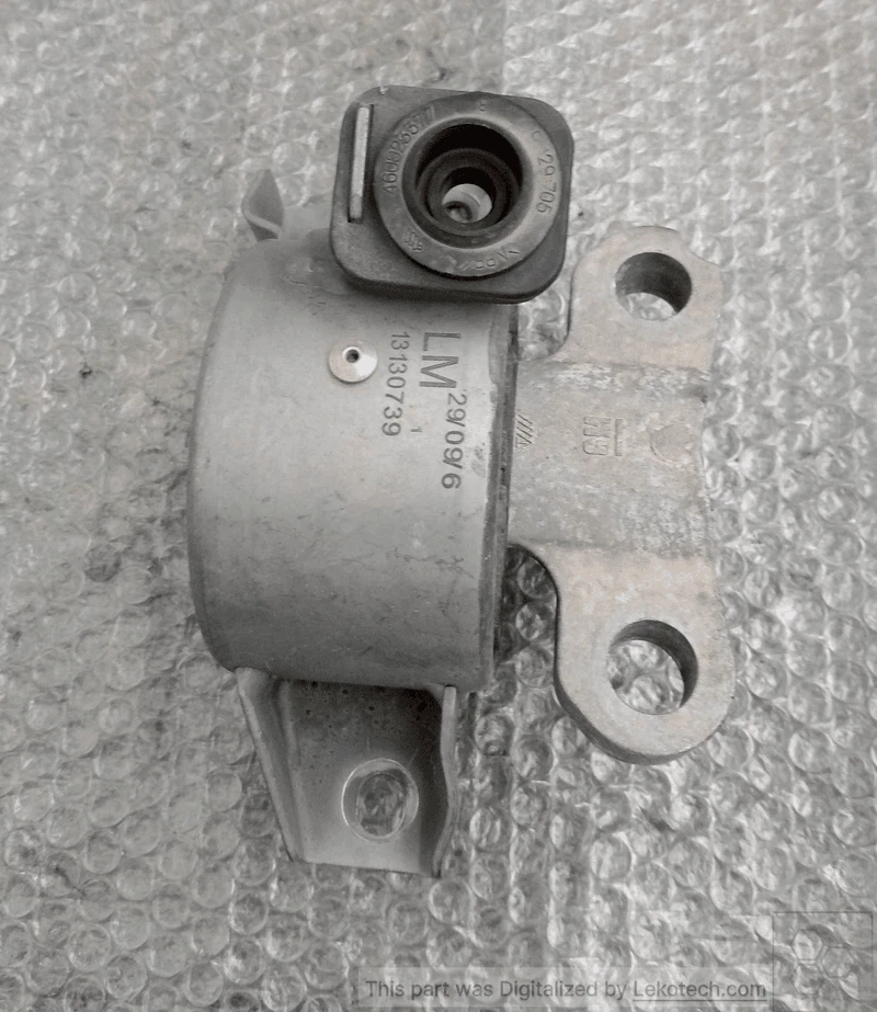 Soporte elástico en el lateral. sorber. motor  OPEL CORSA VAN 1.0 12V Ber - Imagen 4 de 4