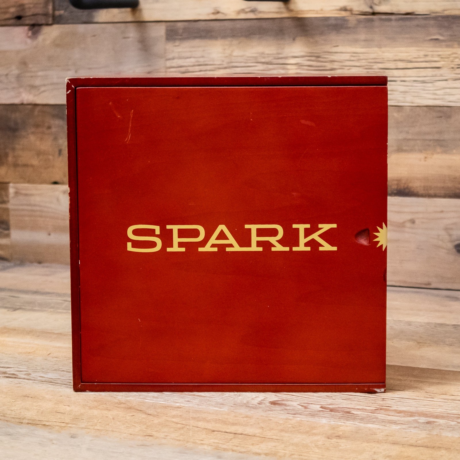 Blue Microphones Spark Wood Storage Box Case Protective U284400