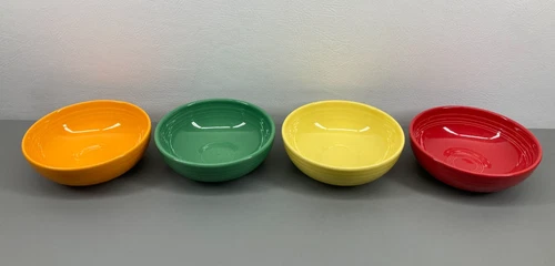 Vintage Fiestaware Bowls 7.5" Diameter Set of 4 Yellow Red Green Orange Unused