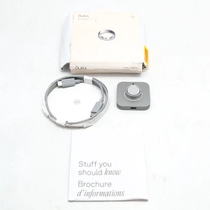 Oura Ring 4 Smart Ring Activity Tracker Size 9 in Silver (JZ90-54217-09)