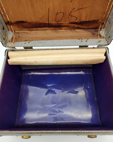 Vintage 1940s Max Factor Hollywood Vanity Train Case with Lock Keys Acrylic Tray - Picture 16 of 21