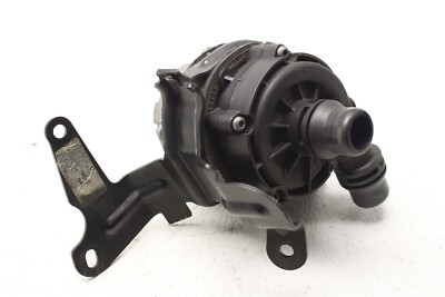 2015 Mercedes Benz CLA 45 AMG Engine Coolant Auxiliary Water Pump 0005002686