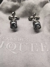 ALEXANDER MCQUEEN BLACK GUNMETAL SKULL MENS DESIGNER CUFFLINKS  