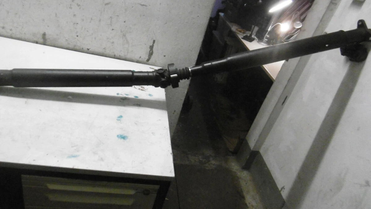 Kardanwelle Kardan für BMW F02 F01 730d 08-12 3,0d 180KW 7562814  