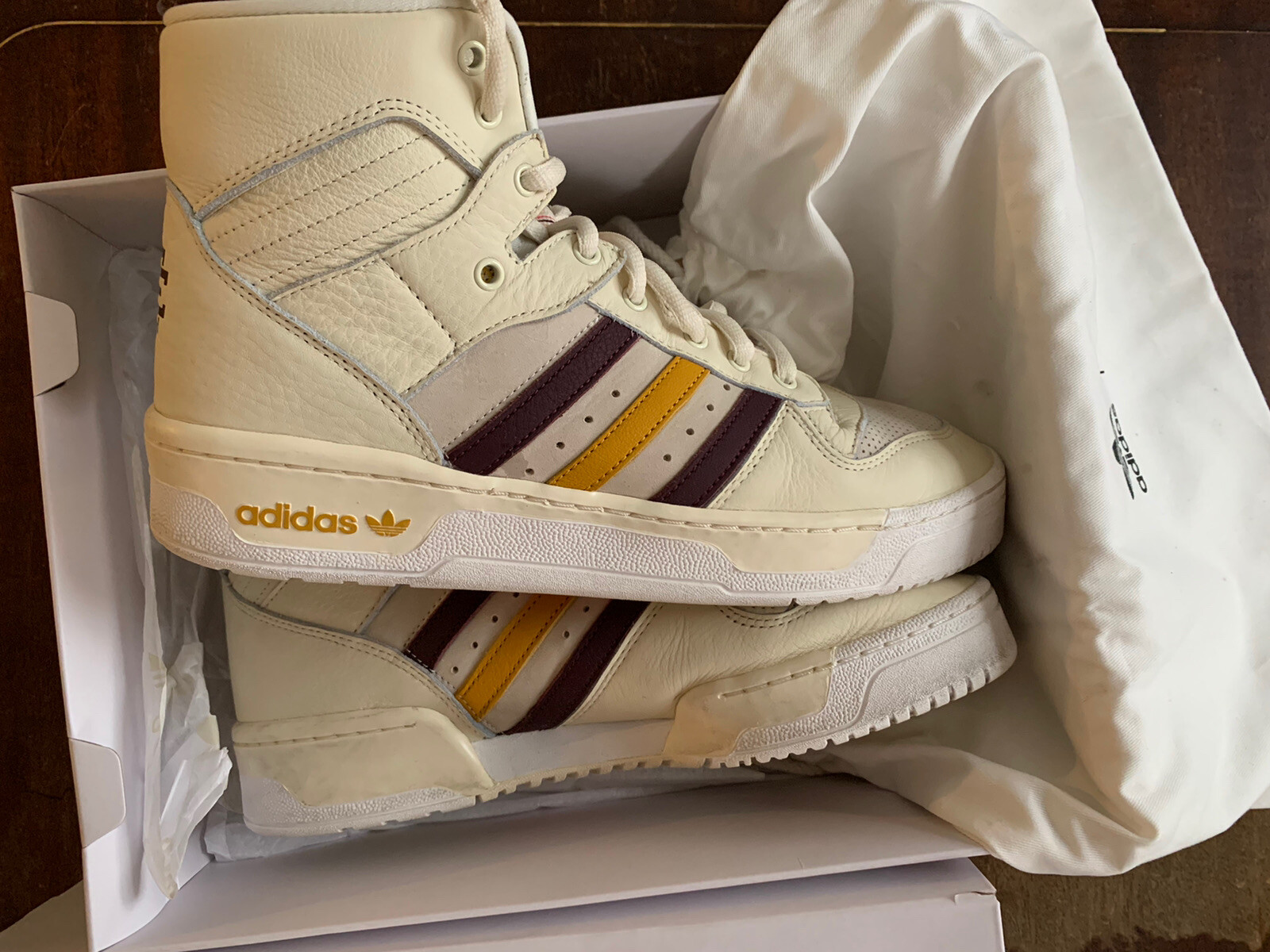 adidas rivalry hi og