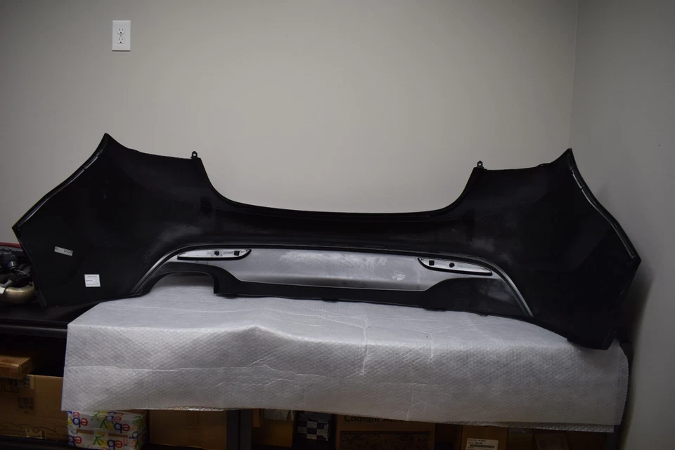2014 HYUNDAI ELANTRA REAR BUMPER FACTORY OEM - Imagem 4 de 4