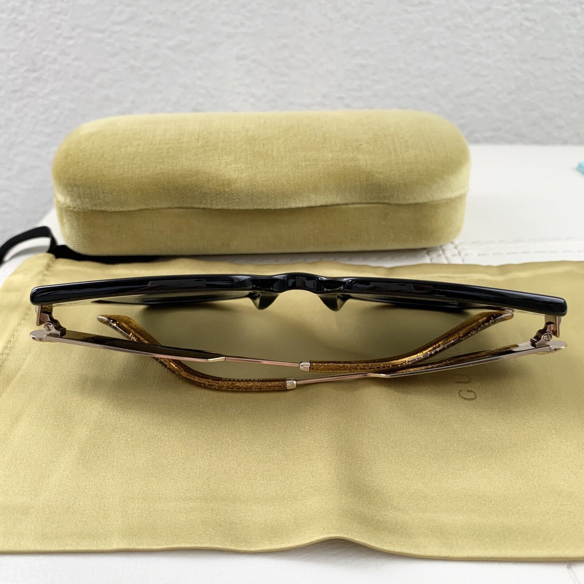 NEW NWB Gucci Black Square Oversize Resin Stripe Sunglasses  display picture 2