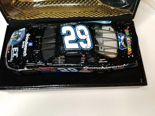 Kevin Harvick 29 2002 Monte Carlo Elite GM Goodwrench/E.T. 1:24 Scale New In Box - Picture 6 of 11