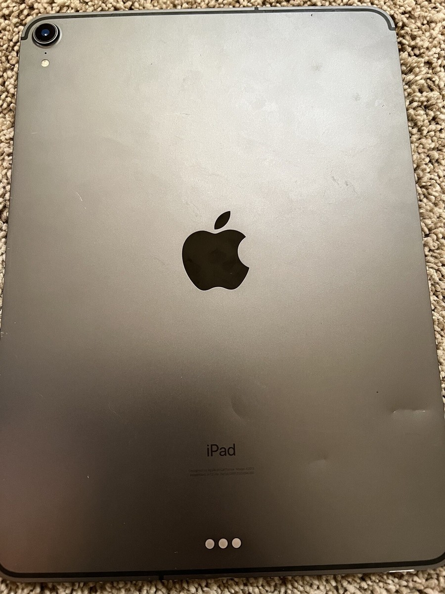 Apple iPad Pro (10.5-inch) A1709 64 GB, Wi-Fi + 4G, 10.5 in Apple iPad Pro (10.5-inch) A1709 64 GB, Wi-Fi + 4G, 10.5 in