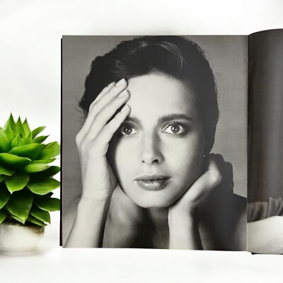 On the Edge : Images from 100 Years of Vogue by Vogue Magazine