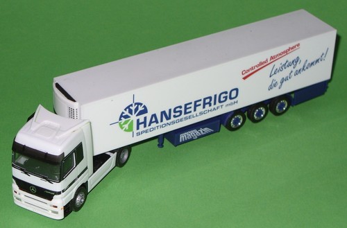 Herpa / Mercedes Benz Actros & Trailer 'Hansefrigo Marklin Magazin' / 1:87 Scale - Picture 6 of 12