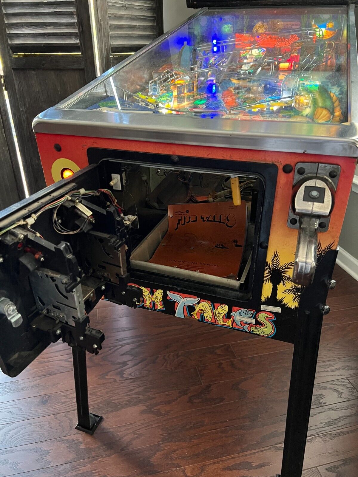 Buy Fish Tales Pinball Machine by Williams Online at $7999