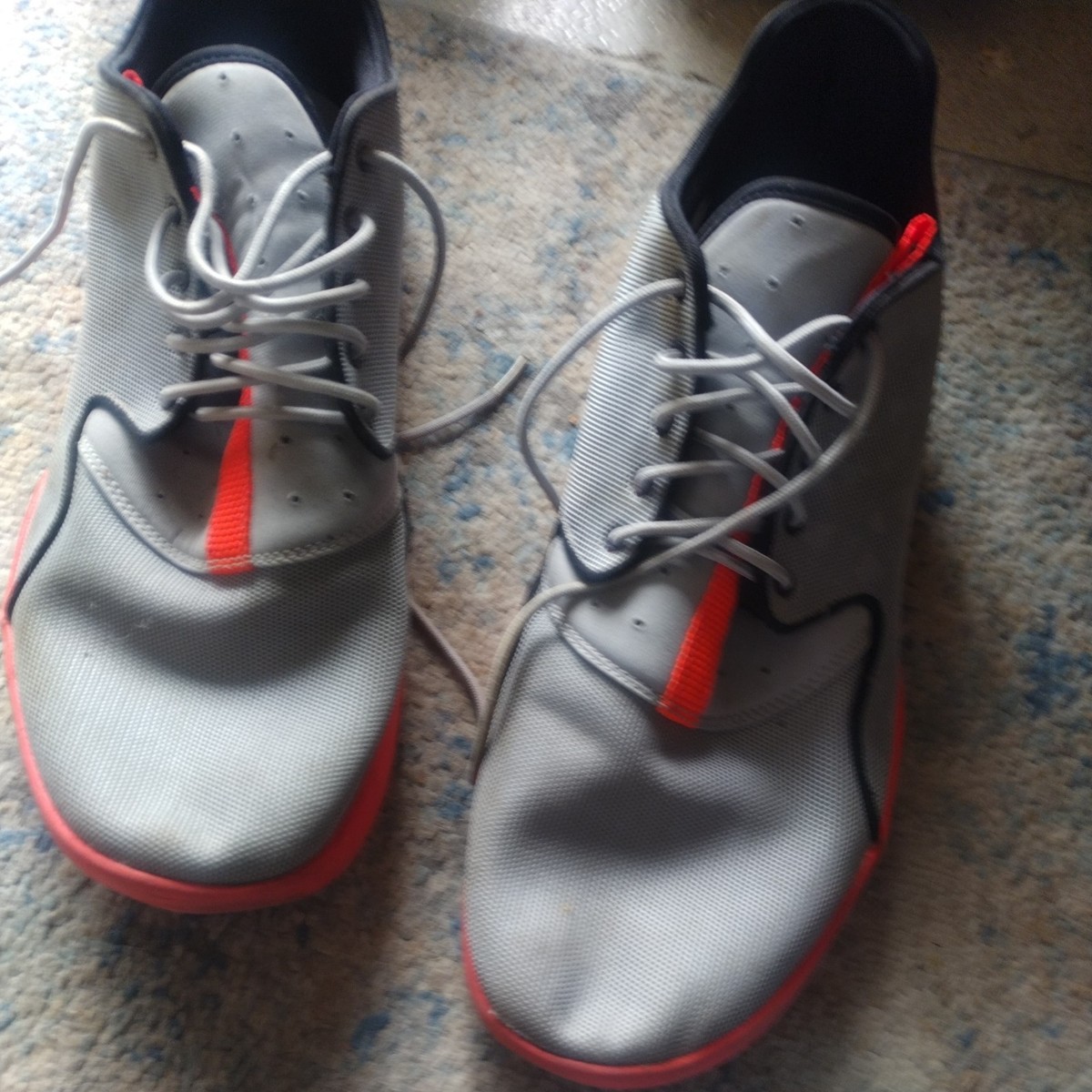 Air Jordans  View 4