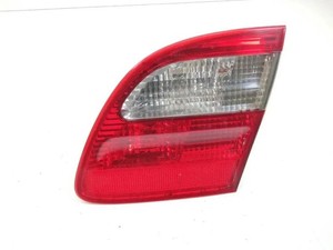 MERCEDES-BENZ E W211 Heckklappenleuchte rechts A2118203064 3.20 Diesel 31930964
