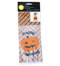Wilton 20 Pack Trick or Treat Candy Bags Pumpkin Halloween Party Supplies Decor