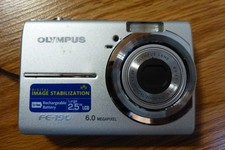 Olympus FE-190 6.0MP Silver Digital Camera W Battery