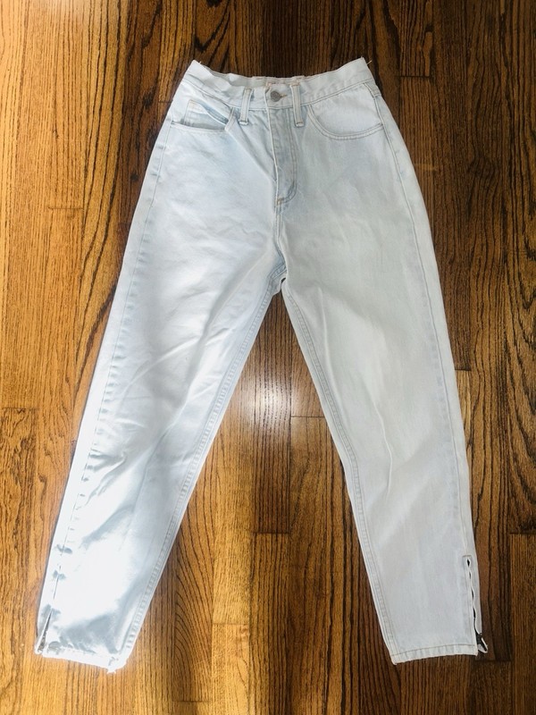 Vintage Guess Light Wash Jeans 90’s Straight Leg 28 Denim Barrel Leg