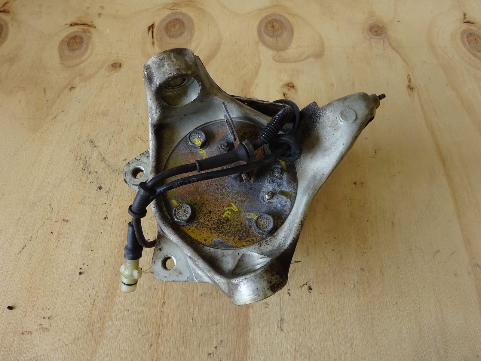 Spindle Knuckle Front FERRARI F355 Right 95