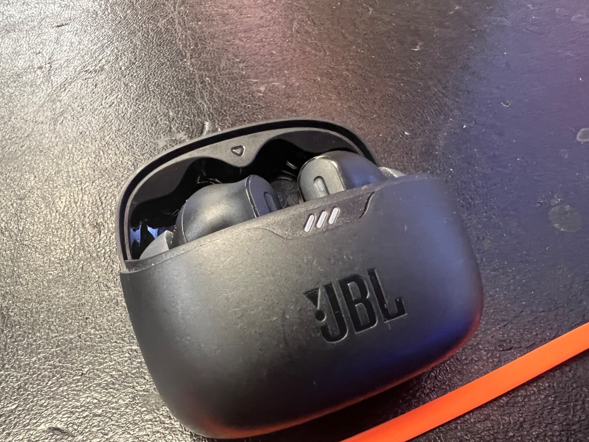JBL Tune Beam True Wireless Bluetooth Noise-cancelling