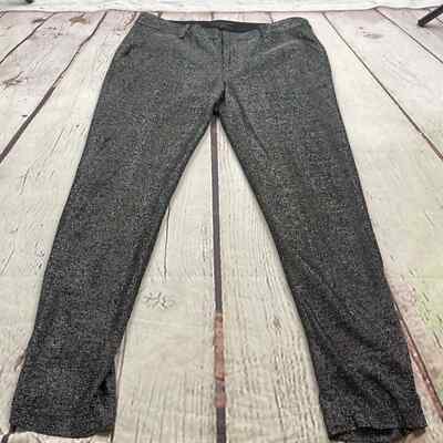 UEC Guess black and silver cigarette pants size 6