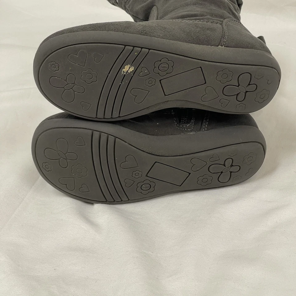 Cherokee Niñas Pequeñas Talla 11 Invierno Moda Botas Gris Imitación Gamuza Cremallera Arco Foto 4 de 4