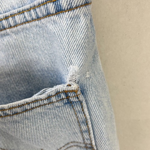 Levi’s Shorts Men’s 32 Blue 550 Relaxed Fit Distressed Vintage Denim - Picture 7 of 11
