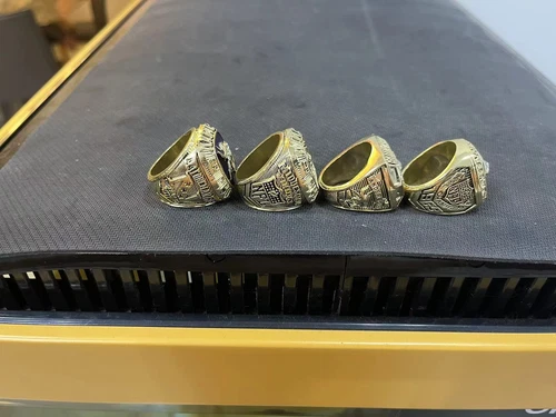 4 Ring Set 1969 1973 1974 1976 Minnesota Vikings Ring Fan Souvenirs Gift - Picture 4 of 4