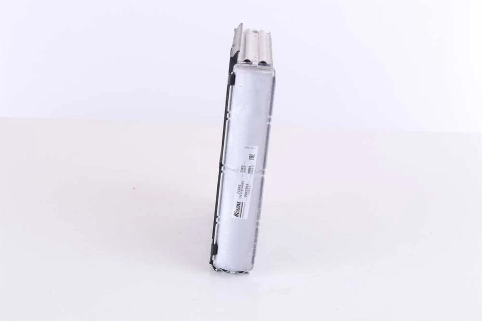 Núcleo de calefacción de climatización compatible con Mercedes-Benz C63 AMG C350 E350 NISSENS NORTH A 2008-2016 Foto 2 de 4