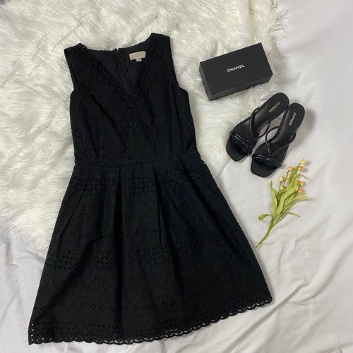 Loft Black Dress, Pleated, A line, Eyelet Lace, Structured, V Neck, Classy, Sz 2 - Picture 3 of 7