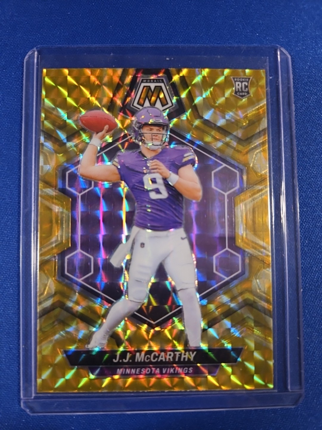 2024 Panini Mosaic  J.J. McCarthy #310 Reactive Yellow Mosaic Prizm (RC)🔥🔥